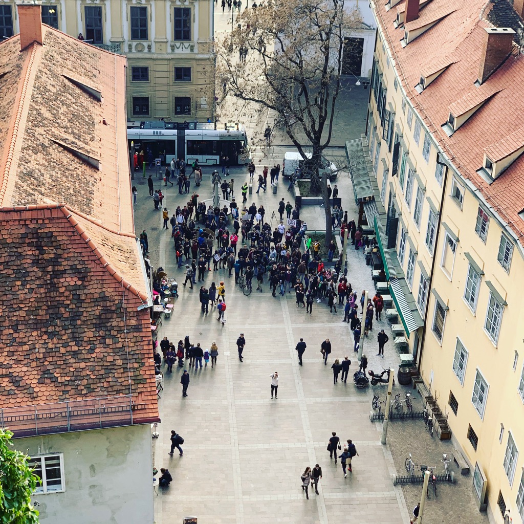 View onto the Schlossbergplatz